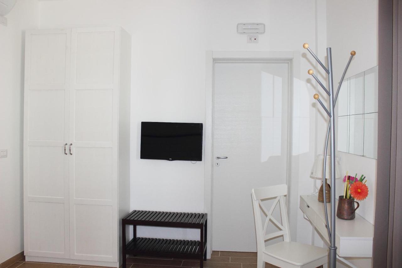 Chibia Casa Vacanze San Pietro in Bevagna Exterior photo